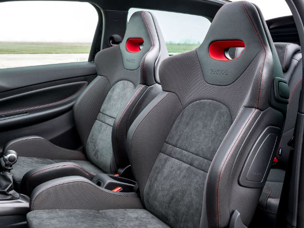 Citroen DS3 Cabrio Racing Seats