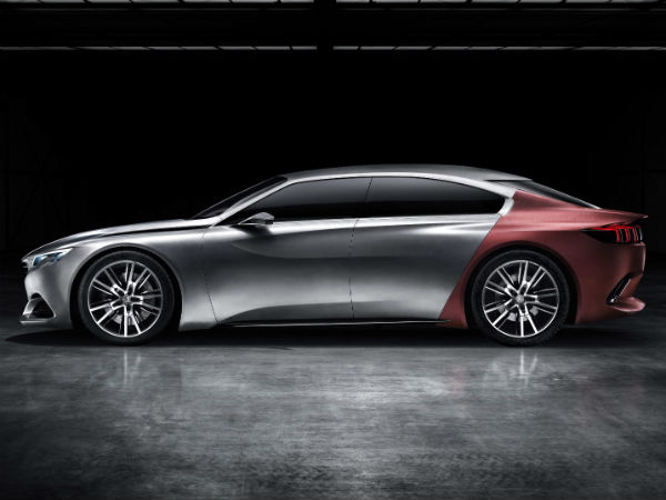 Peugeot Exalt Side View