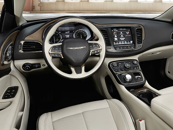 2015 Chrysler 200C ($31,470) 2015 Chrysler 200C ($31,470)