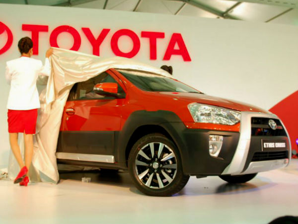 toyota etios cross