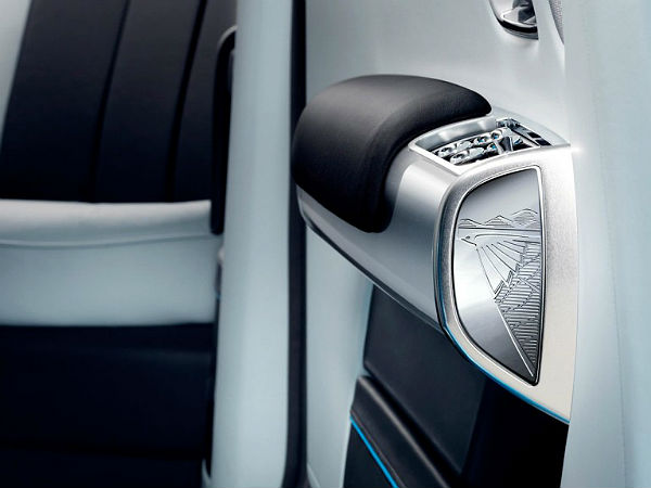 Rolls Royce Phantom Drophead Coupe Waterspeed Collection