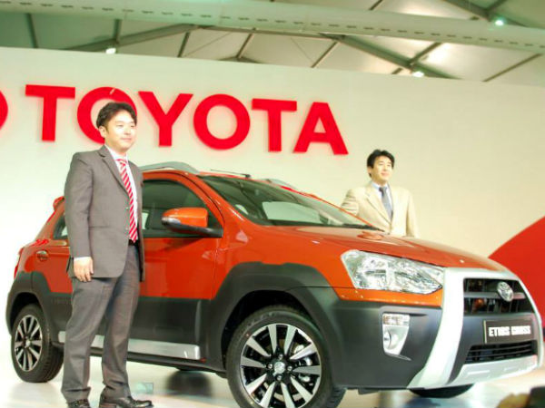 toyota etios cross