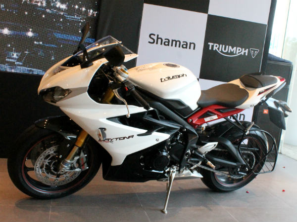 triumph daytona 675r
