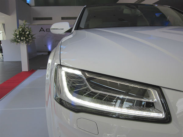 audi-a8l-matrix-headlight