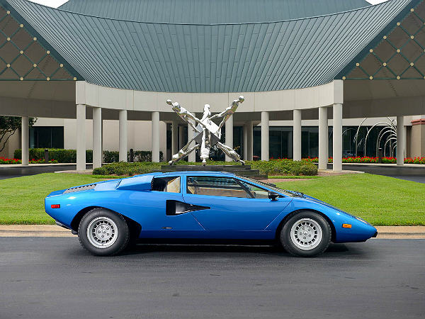 Lamborghini Countach Crosses Million Dollar Mark At Auction