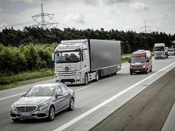 Mercedes Trucks Of Tomorrow