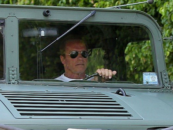 Arnold Schwarzenegger Has Still Not Terminated His Hummer