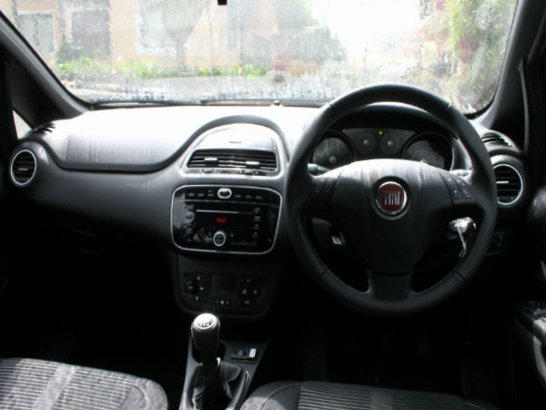 2014 Fiat Punto Evo: Interior 