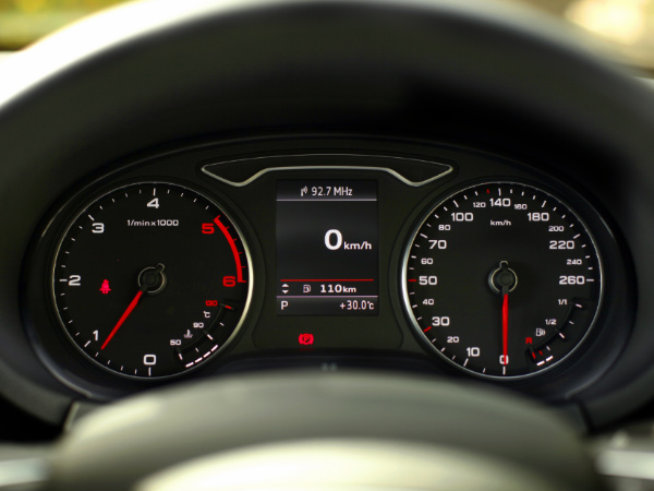 Instrument Cluster Instrument Cluster