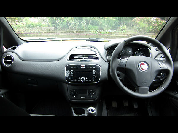 2014 Fiat Punto Evo 90 HP Review: The Call Of Kodaikanal 2014 Fiat Punto Evo 90 HP Review: The Call Of Kodaikanal