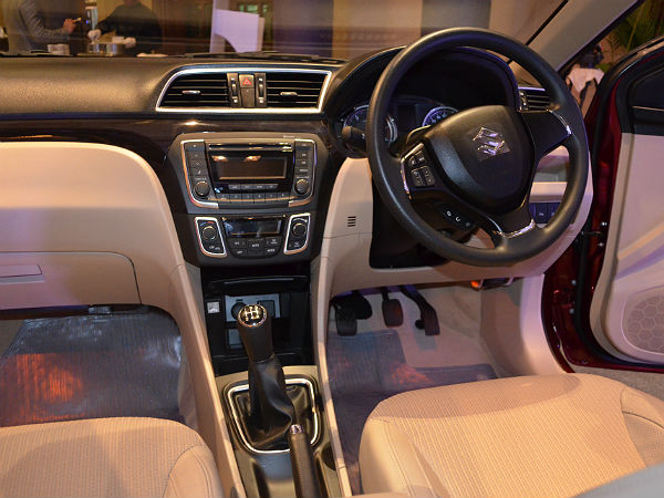 maruti ciaz interior