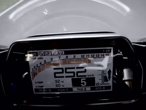 yamaha unveil 2015 yzf r1