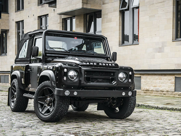 Kahn Design: Land Rover Defender SVX Edition