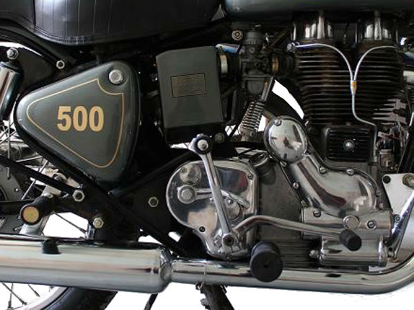 5 Motorcycles That Set A Benchmark In India 5 Motorcycles That Set A Benchmark In India