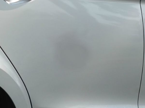 1. Check the car body for chips, small scratches and the consistency of the paint. 