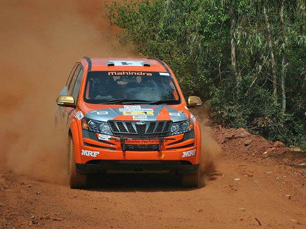 Mahindra XUV 500 Mahindra XUV 500