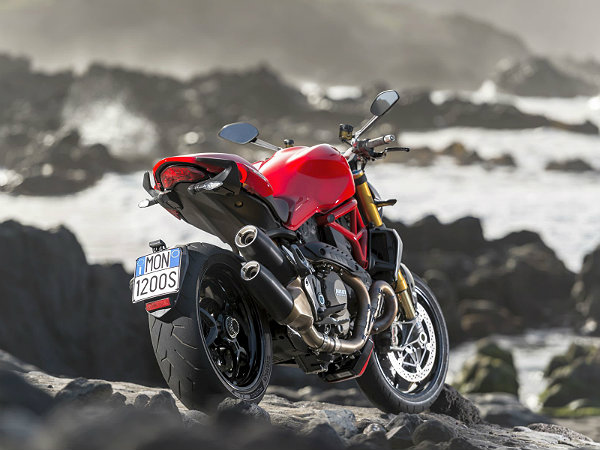 ducati monster 1200s