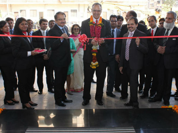 mercedes certified outlet