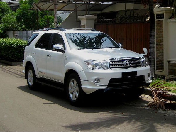 9. Toyota Fortuner: