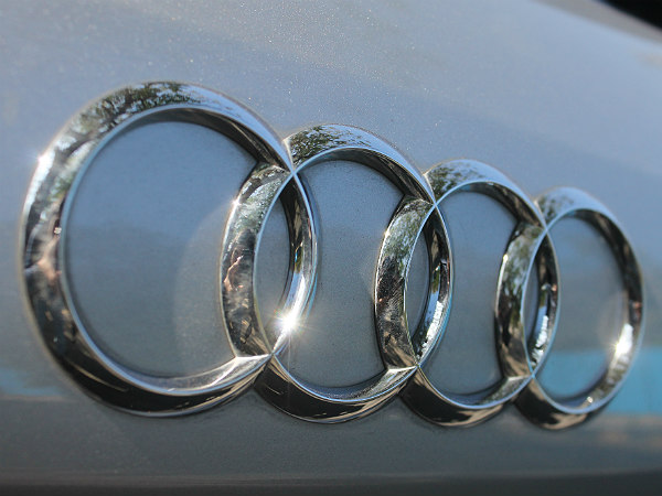 Audi Q3 Dynamic: Overview