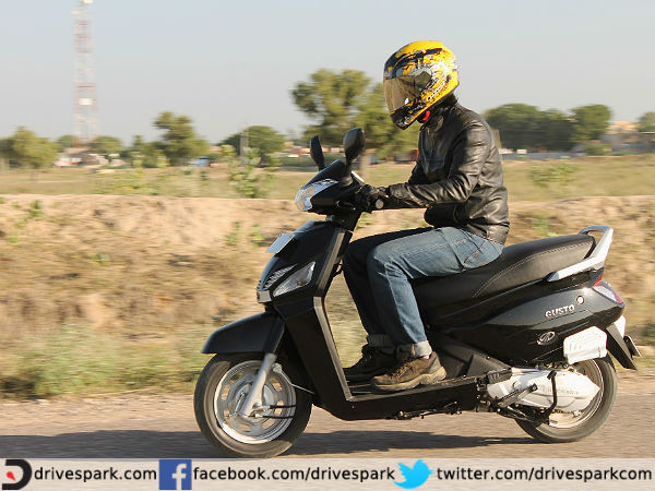 mahindra gusto specs