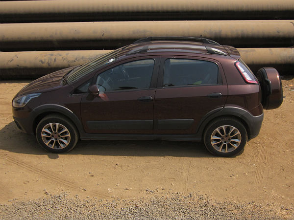 Fiat Avventura Review Fiat Avventura Review