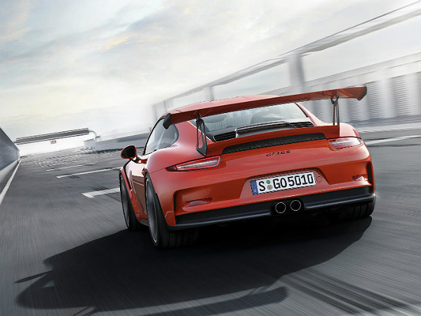 New Porsche 911 GT3 RS Revealed