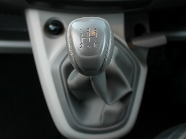 9. Manual gearbox: