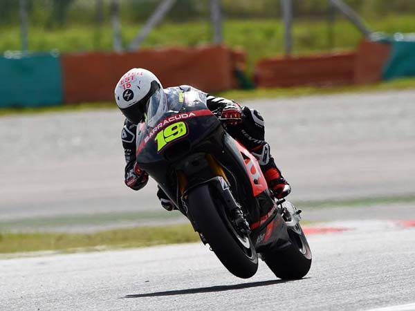 Aprilia Racing Team Gresini: Alvaro Bautista #19 
