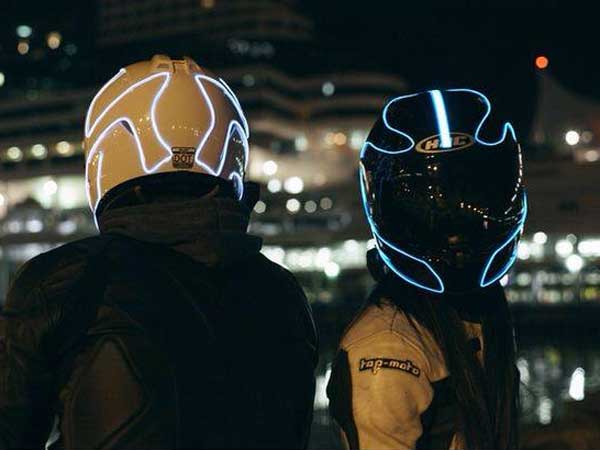 17. Lightmode Helmets: 17. Lightmode Helmets: