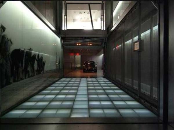 3. Jerry Seinfeld’s Garage: 3. Jerry Seinfeld’s Garage: