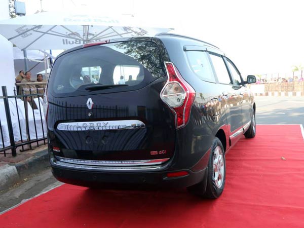 renault lodgy mpv price