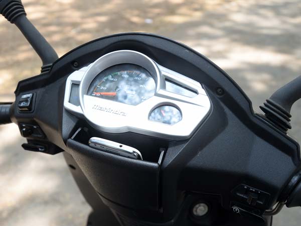 Mahindra Gusto Vs Honda Activa 3G: Scooter Shootout
