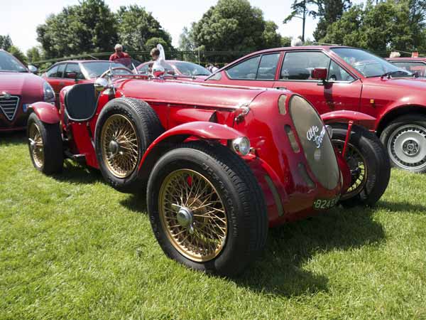 10 Iconic Car Emblems With Great Tales To Tell