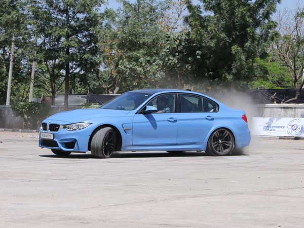 bmw 2015 experience tour