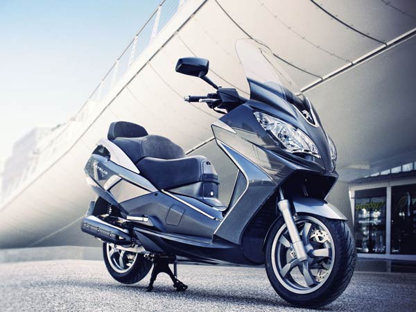 mahindra peugeot scooter india plan