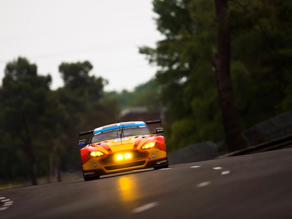 aston martin racing le mans qualifying