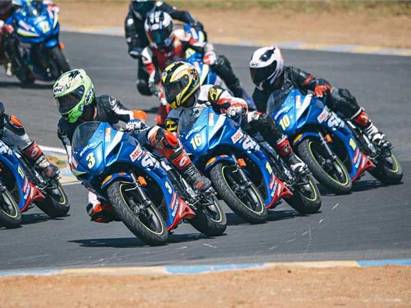 2015 suzuki gixxer cup