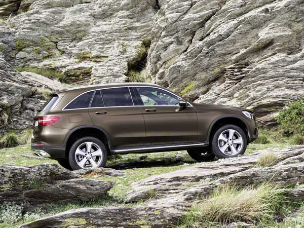 Mercedes-Benz GLC SUV Makes Its Global Debut! 
