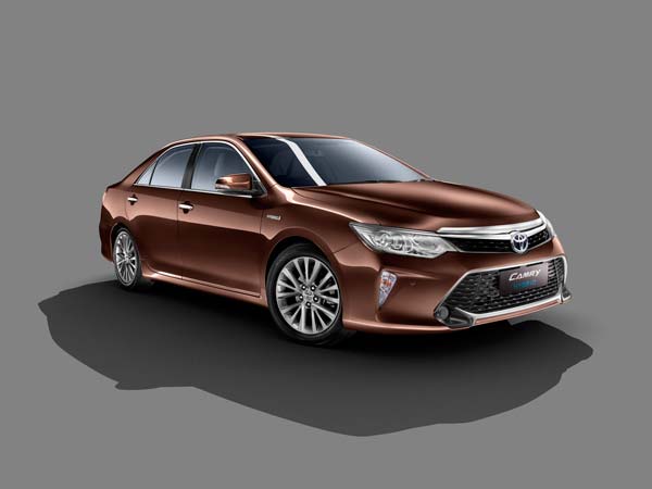 toyota camry hybrid response