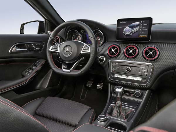 Mercedes-Benz New Generation A-Class Revealed!