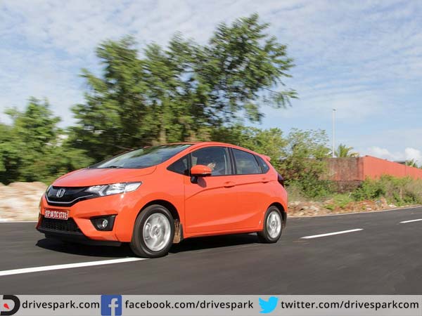 Mileage And Fuel Capacity: