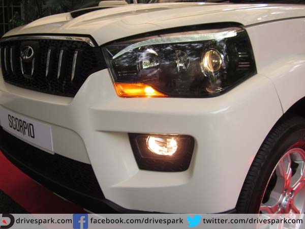 mahindra scorpio automatic safety 