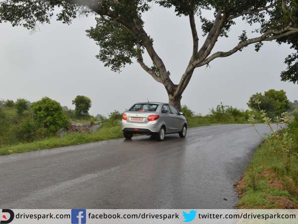1. Do not park in a lonely/isolated stretch