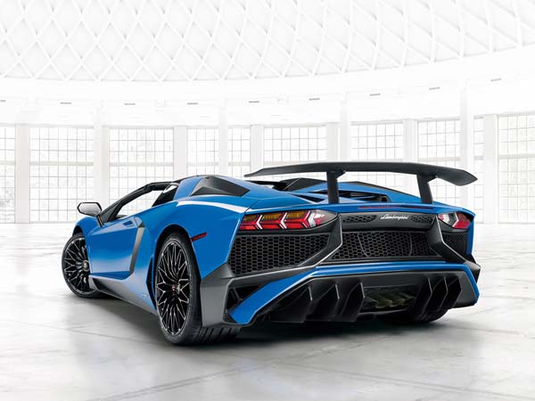 lamborghini aventador sv roadster