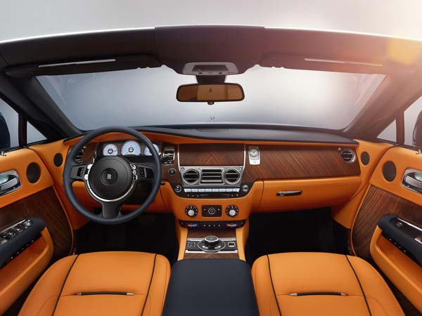Rolls-Royce Dawn: Dashboard 