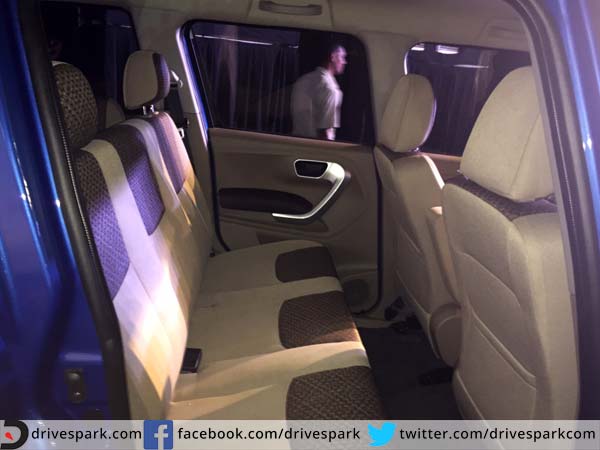 mahindra tuv 300 seat