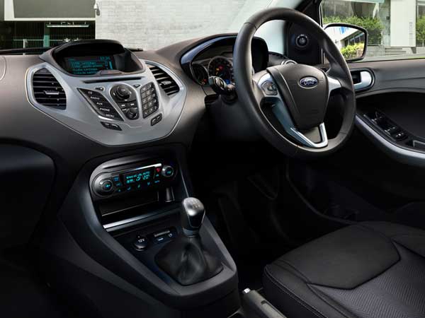 maruti suzuki swift vs ford figo