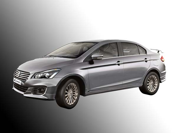 maruti ciaz rs front three quarter
