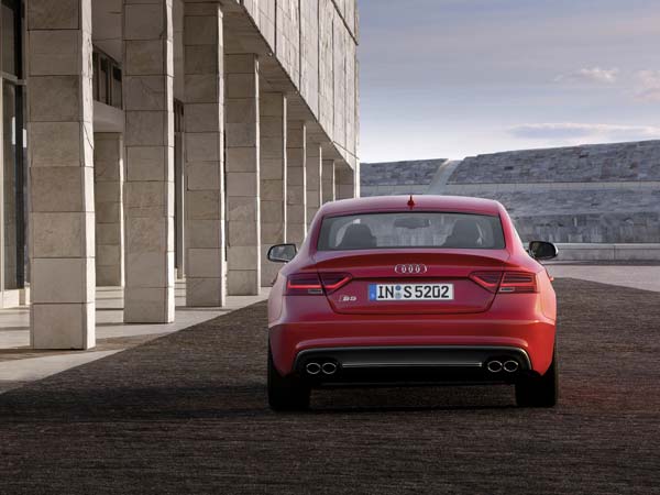 audi s5 sportback rear profile